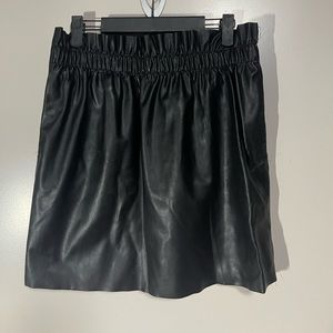 Pleather skirt with pockets